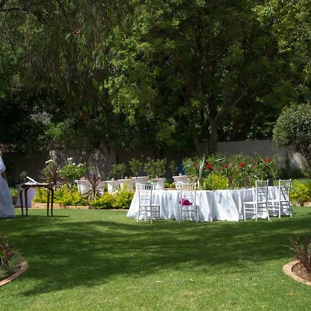 Classique Grace Boutique Hotel Сандтон Екстер'єр фото